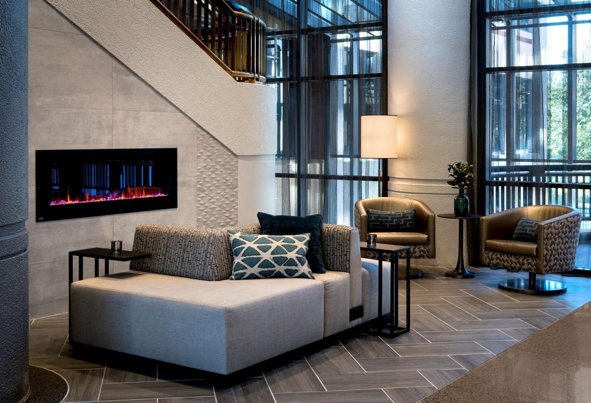 Embassy Suites By Hilton Bethesda Washington Dc Exterior foto